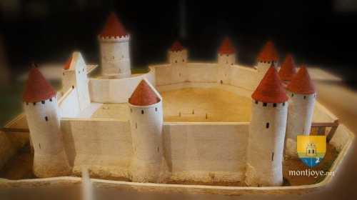 Maquette du Château au donjon
