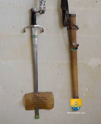 Epée de Jeanne d&#039;Arc, Sainte-Catherine de Fierbois