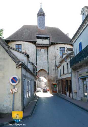 Tour de l&#039;Horloge, Ainay le Château.