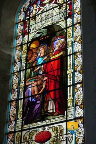 vitrail, baptème de Valérien par Saint-Urbain