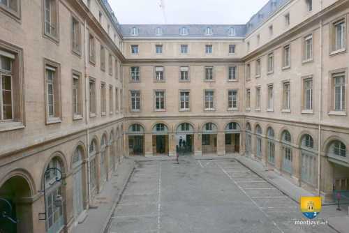 Cour d&#039;Honneur - Hôtel de la Marine