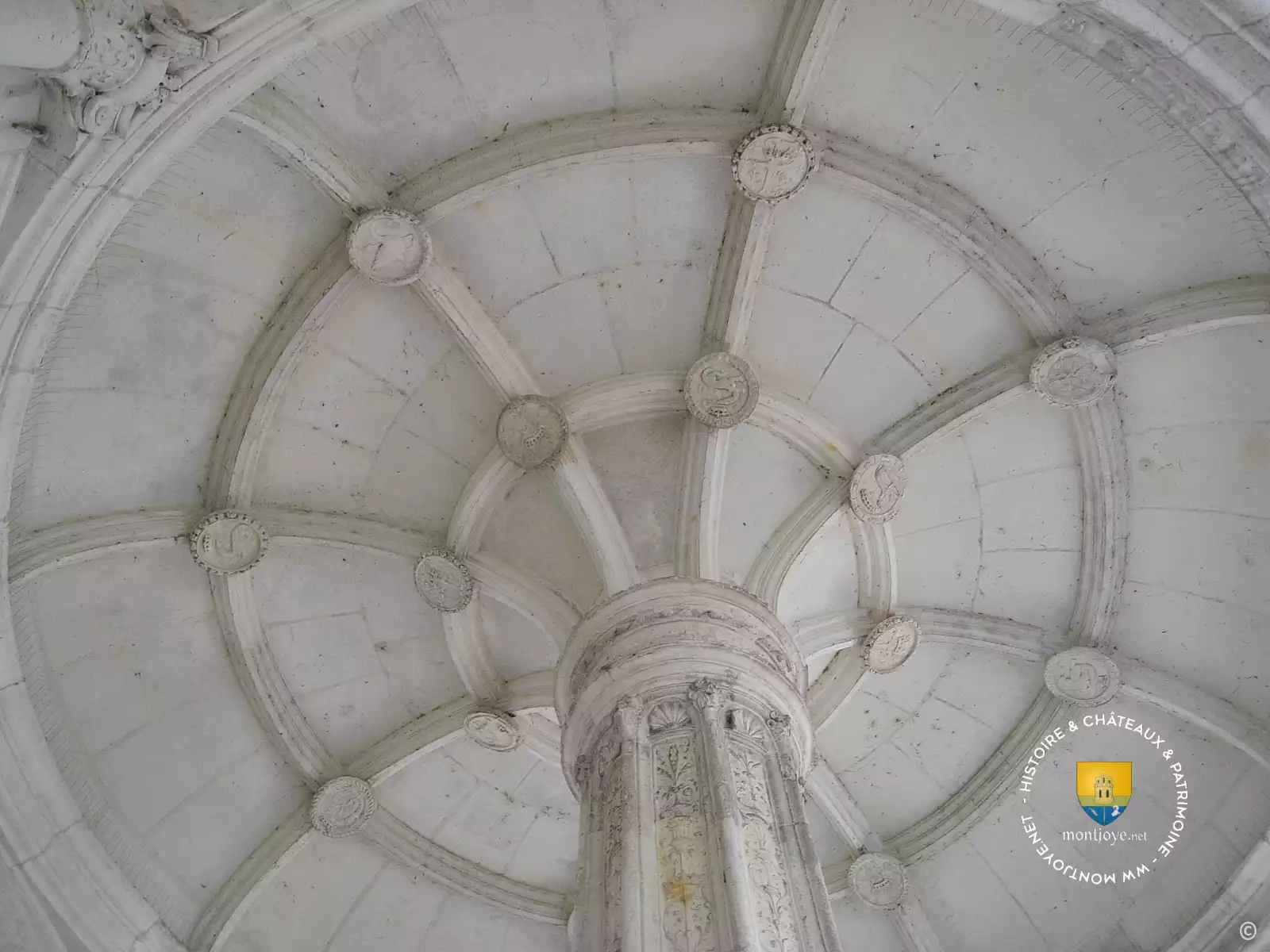 Plafond Escalier Renaissance Ville De Blois Plafond Escalier Renaissance Ville De Blois