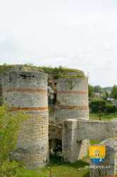 Chateau De Beynes 09